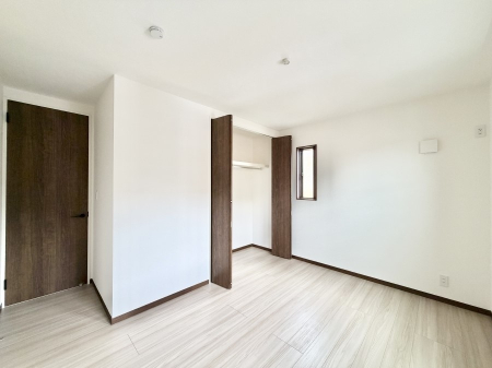 �q������ ����