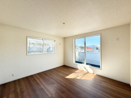 �Q�� ���������̔z�u��ʋC���̗ǂ��݌v�ŕ����̋�C�������炸�A��ɐV�N�ȋ�C������܂�