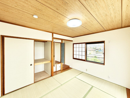 ̑ ̍ɂقƂA났R[i[