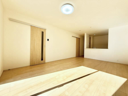 ���r���O ���������C�ɓ���̏ꏊ�ŁA�̂�т�Ƃ������Ԃ�