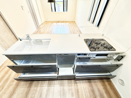 �L�b�`�� �������Ƒ����J��[�߂�A������̂���L�b�`��