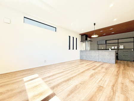 ���r���O �������V���v���������ґ�A��؂Ȑl�Ɖ߂����S���قǂ�����