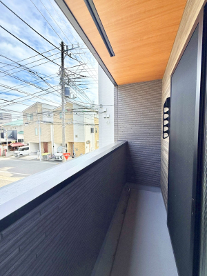 �o���R�j�[ ������ �G�߂̈ڂ낢����������J���I�ȋ�Ԃł�