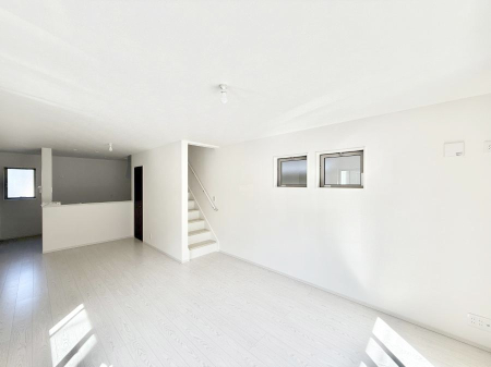 rO 났ƏΊ炪W܂AS܂郊rO