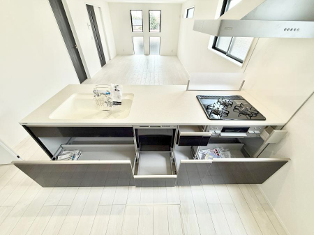 �L�b�`�� �����������������Ɗy�����Ȃ�A���K�ȃL�b�`�����