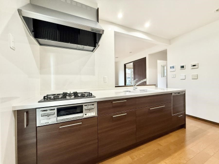 Lb` b[܂ΖʃLb`IƑƂ̉b݂͂܂  