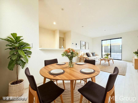 ���r���O ����