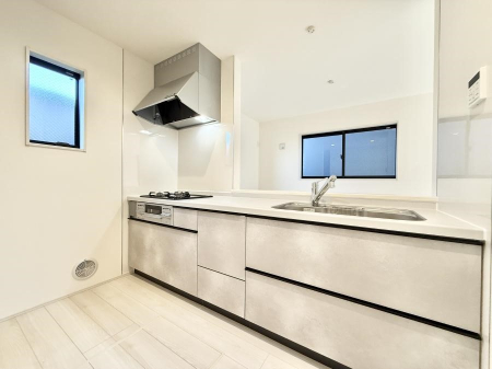 �L�b�`�� ����