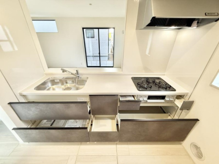 �L�b�`�� �������A�C�f�A�L����A�N���G�C�e�B�u�ȗ������