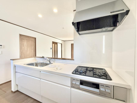 �L�b�`�� �������Ƒ����J��[�߂�A������̂���L�b�`��