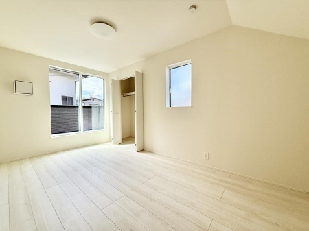 ̑ ̃Xy[X ǂȂɂ邩ƂĂy݂ł