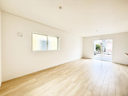 ���̑����� �������Ƒ��̏Ί炪���ӂ��A���났�̋��