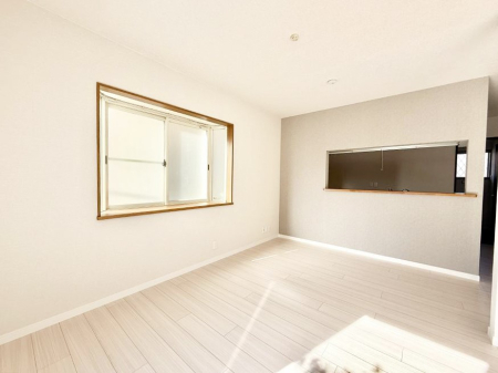 ���r���O ���������R�Ɖ�b�����܂��A�S�n�悢�ЂƂƂ�