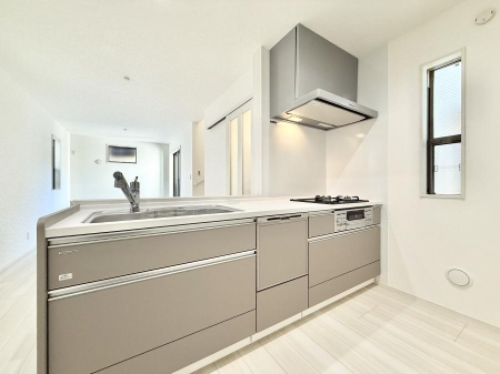 �L�b�`�� ���������y���݂ƐH�ׂ�K����͂���L�b�`��