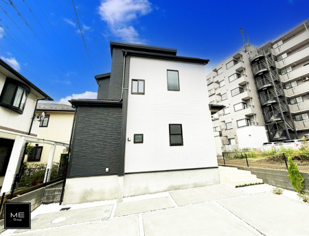 nOώʐ^ OρV炵n܂ꏊŁAƑJ[߂