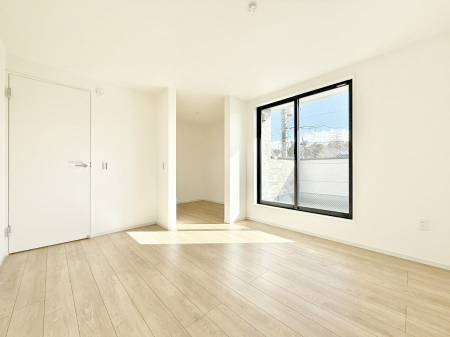 �Q�� ���������̔z�u��ʋC���̗ǂ��݌v�ŕ����̋�C�������炸�A��ɐV�N�ȋ�C������܂�