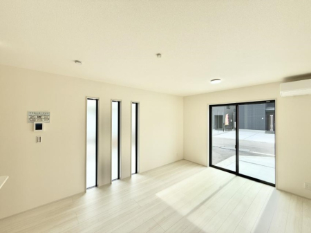 ̑ Ƒ̏Ί炪ӂA났̋