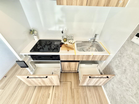 �L�b�`�� �������Ƒ����J��[�߂�A������̂���L�b�`��