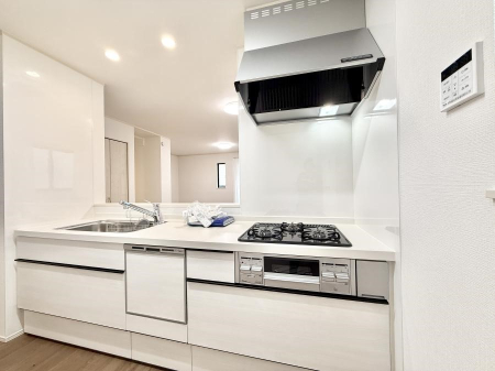 �L�b�`�� �������V���v���Ŕ������S�n�悢���Ԃ𐶂ރL�b�`�����