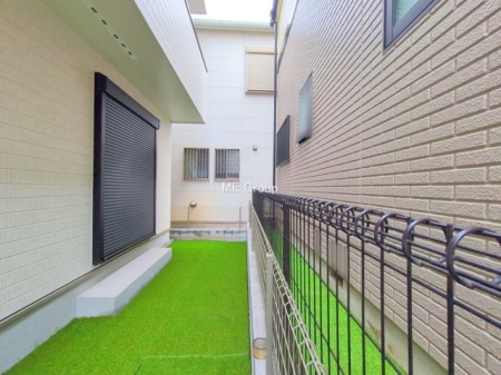 ���̑� �O�ρ��~�n���ɂ�Ƃ肠��΂̃X�y�[�X������A���₩�ȕ��͋C�ł�