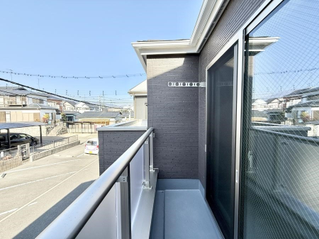 �o���R�j�[ ������ �G�߂̈ڂ낢����������J���I�ȋ�Ԃł�