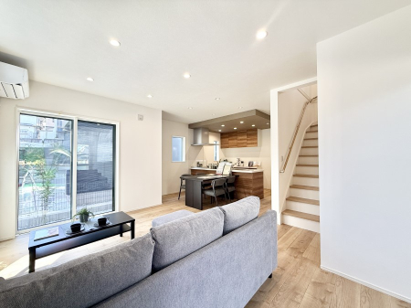 rO Cɓ̏ꏊŁÂтƂԂ