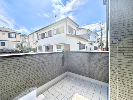 oRj[  G߂̈ڂ낢JIȋԂł