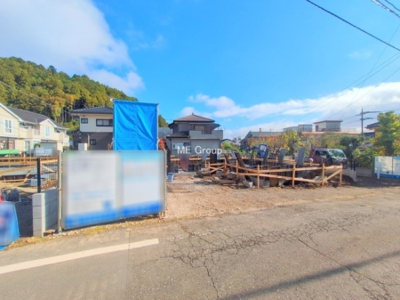 nOώʐ^ OρV炵n܂ꏊŁAƑJ[߂