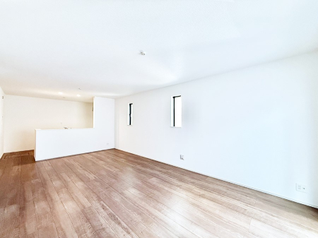 ���r���O ���������났�ƏΊ炪�W�܂�A�S���܂郊�r���O