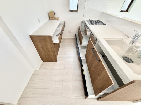 �L�b�`�� �������A�C�f�A�L����A�N���G�C�e�B�u�ȗ������