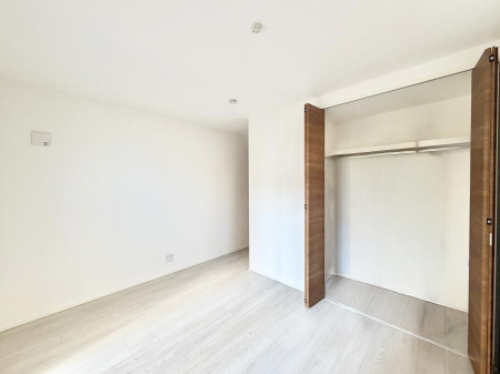 �q������ �����������̍D�݂ɍ��킹���C���e���A�𐮂��₷�����𔽉f�ł���ꏊ�ł�