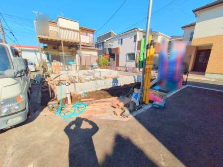 nOώʐ^ OρV炵n܂ꏊŁAƑJ[߂