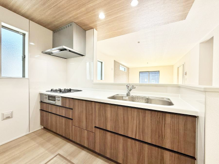 �L�b�`�� �������Ƒ����J��[�߂�A������̂���L�b�`��