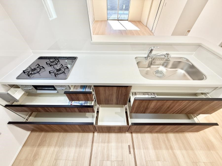 �L�b�`�� �����������������Ɗy�����Ȃ�A���K�ȃL�b�`�����