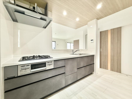 �L�b�`�� ����