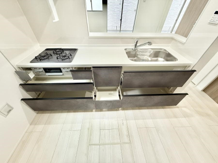 �L�b�`�� ����