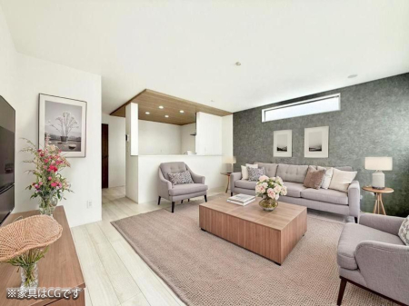 ���r���O ����