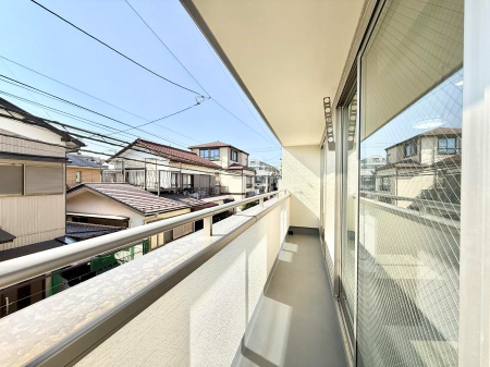 �o���R�j�[ ������ ���R��g�߂Ɋ�����A�J���I�ȃo���R�j�[