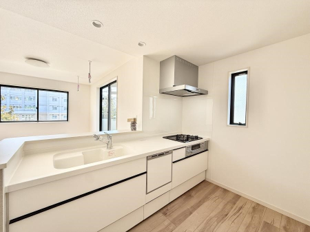 �L�b�`�� �����������������Ɗy�����Ȃ�A���K�ȃL�b�`�����