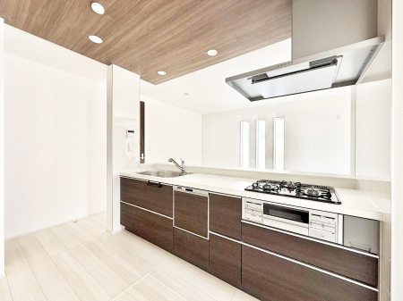 �L�b�`�� �������Ƒ��ƂȂ���A�R�~���j�P�[�V�����̏�