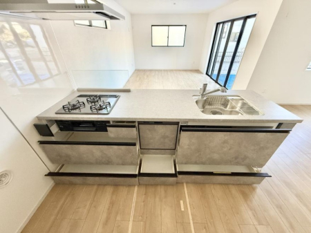 �L�b�`�� ����