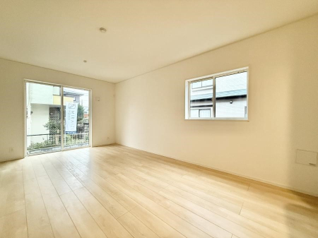 ���r���O ���������났�ƏΊ炪�W�܂�A�S���܂郊�r���O