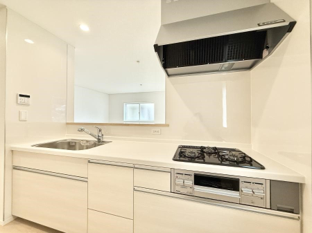 �L�b�`�� �����������������Ɗy�����Ȃ�A���K�ȃL�b�`�����