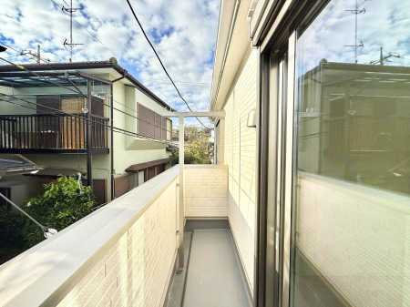 �o���R�j�[ ������ ���R��g�߂Ɋ�����A�J���I�ȃo���R�j�[