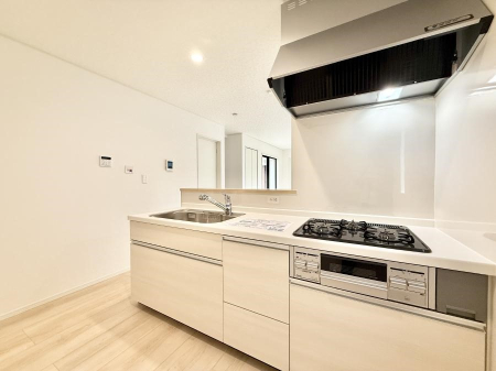 �L�b�`�� �������V���v���Ŕ������S�n�悢���Ԃ𐶂ރL�b�`�����