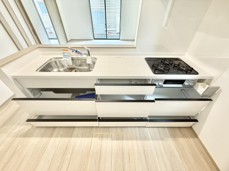 �L�b�`�� �������Ƒ����J��[�߂�A������̂���L�b�`��