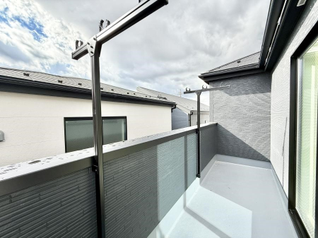 oRj[  G߂̈ڂ낢JIȋԂł