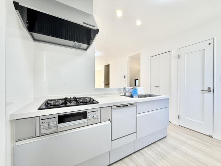 �L�b�`�� �������Ƒ����J��[�߂�A������̂���L�b�`��