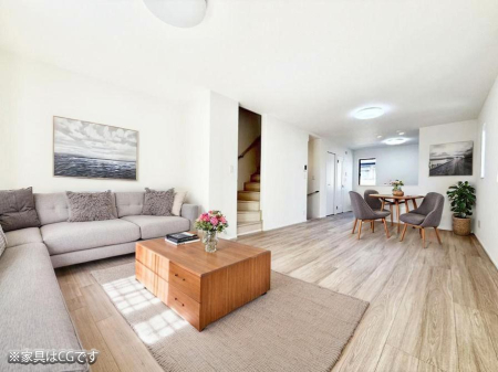 ���r���O ���������났�ƏΊ炪�W�܂�A�S���܂郊�r���O