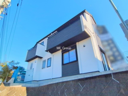 nOώʐ^ OρV炵n܂ꏊŁAƑJ[߂